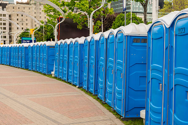 Best Standard Portable Toilet Rental  in Dayton, OR